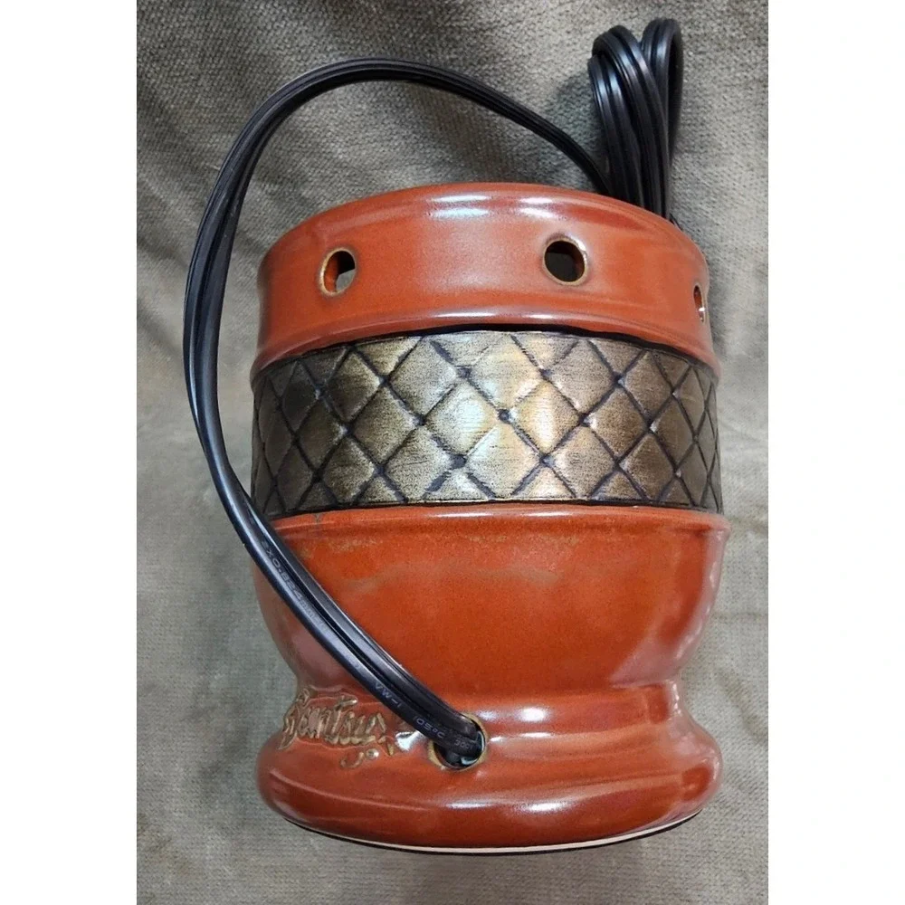 HTF NEW Scentsy AIA Full Size Rooster Wax Warmer Farmhouse DSW-AIAR 25W
